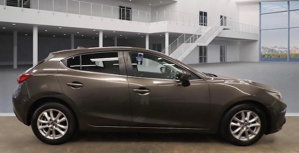 Used Mazda Mazda3 2015 for sale - 76317847: Photo 6