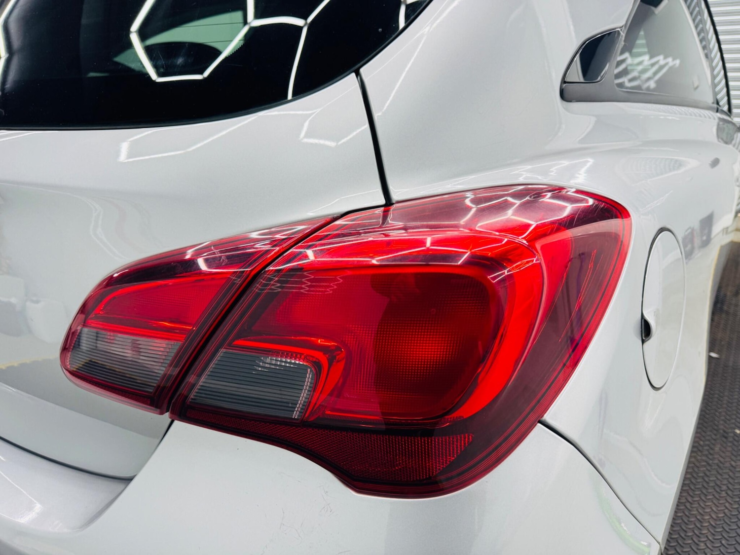 Used Vauxhall Corsa 2015 for sale - 75658947: Photo 11