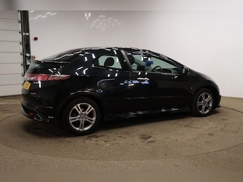 Used Honda Civic 2011 for sale - 76294462: Photo