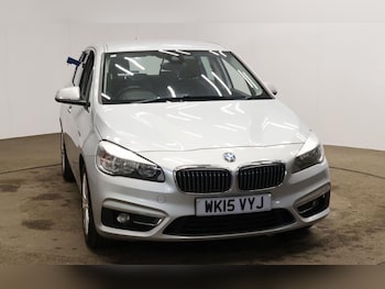 2015 (15) - 218d Luxury 5dr Step Auto