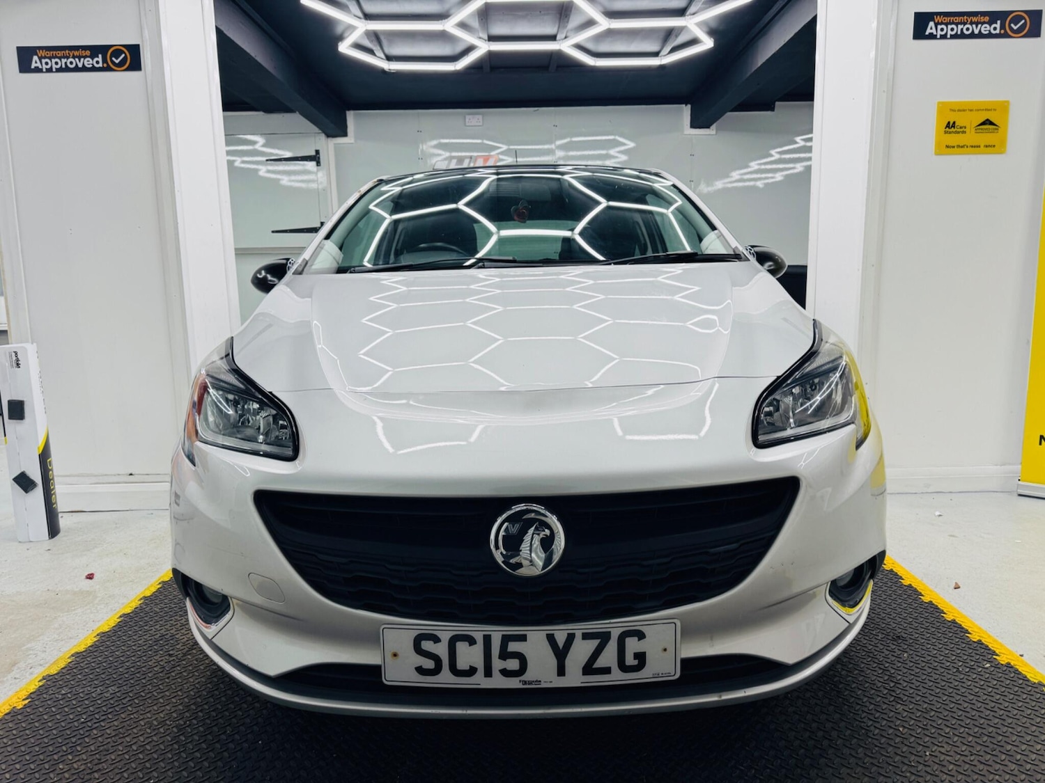 Used Vauxhall Corsa 2015 for sale - 76993592: Photo 3