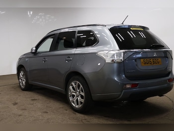 Used Mitsubishi Outlander 2015 for sale - 76294656: Photo 3