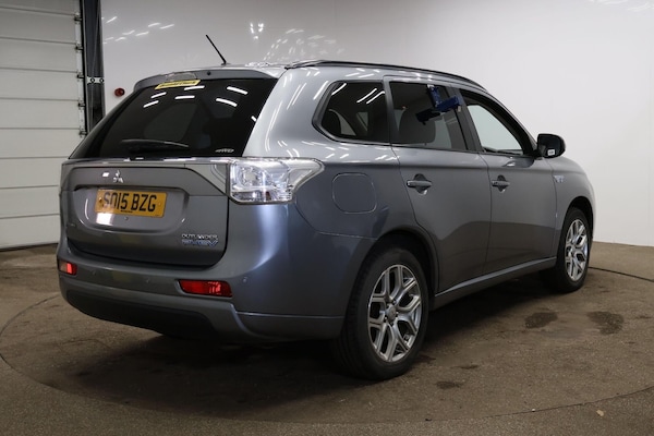 Used Mitsubishi Outlander 2015 for sale - 76294656: Photo 5
