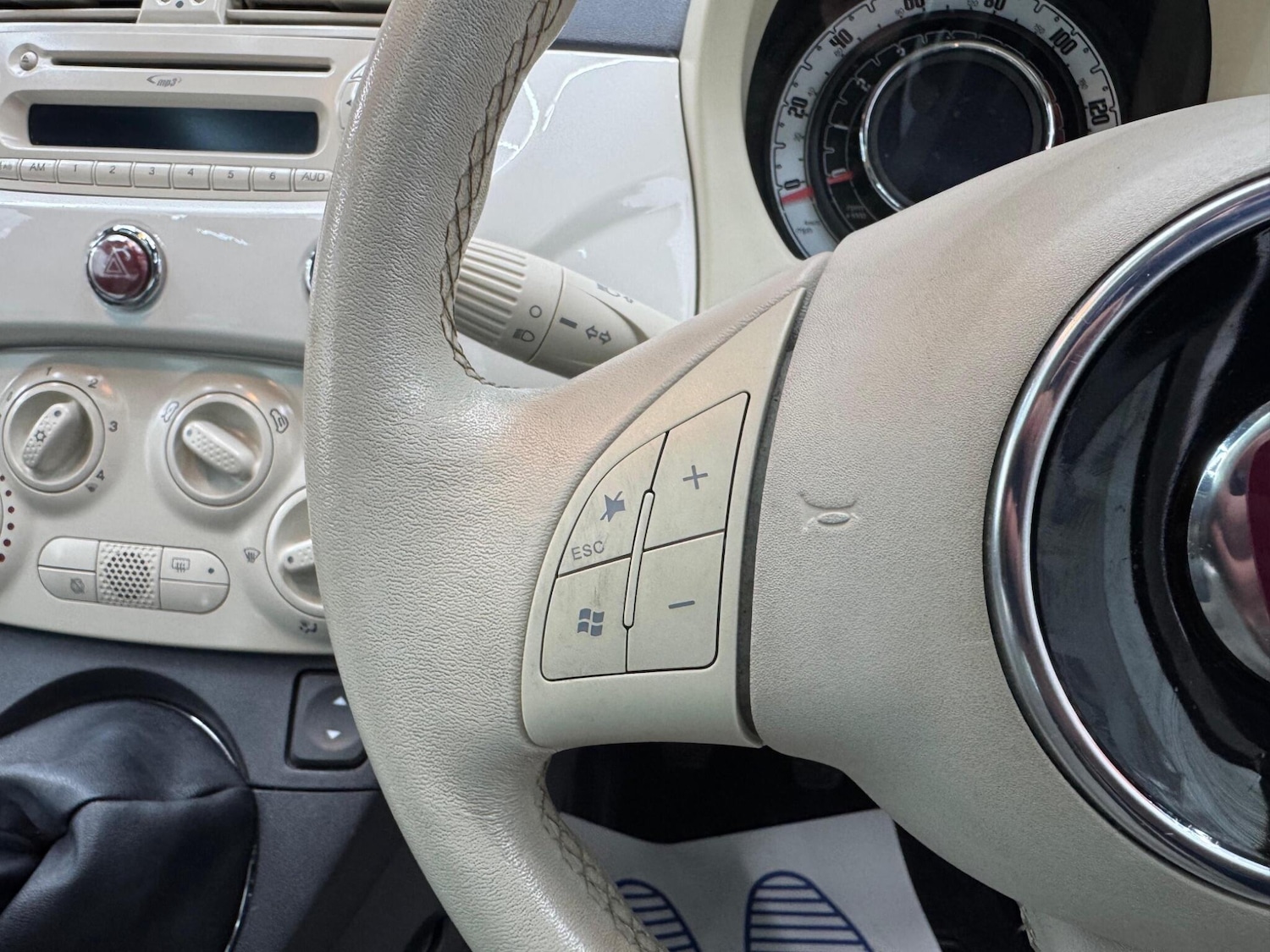 Used Fiat 500 2012 for sale - 77120782: Photo 30