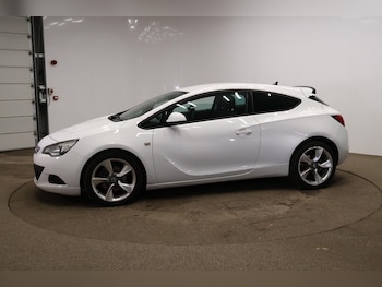 Used Vauxhall Astra GTC 2013 for sale - 77216122: Photo