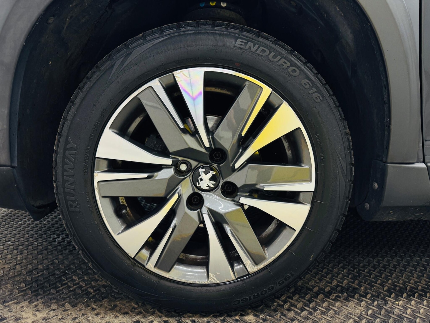 Used Peugeot 2008 2018 for sale - 75657388: Photo 11