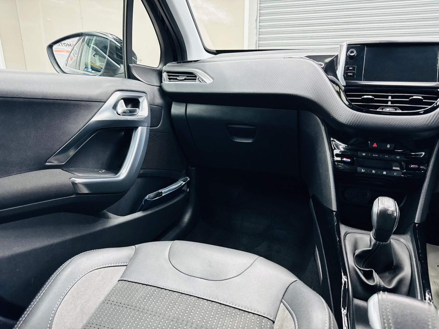 Used Peugeot 2008 2018 for sale - 75657388: Photo 29