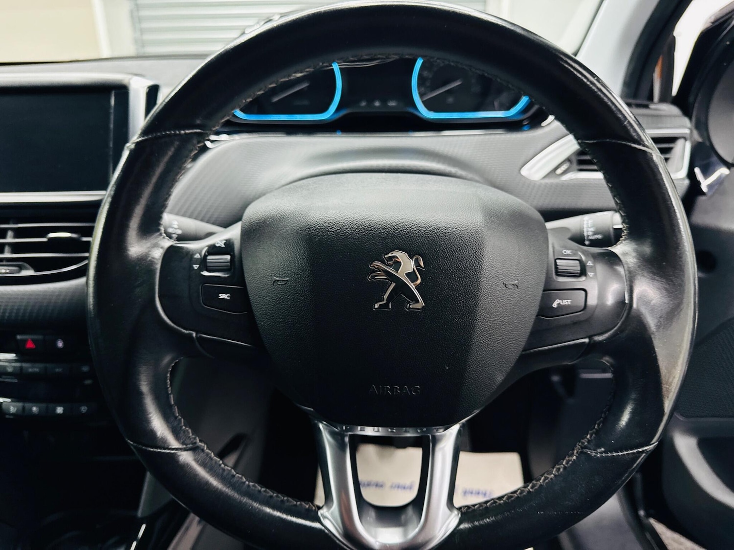 Used Peugeot 2008 2018 for sale - 75657388: Photo 34