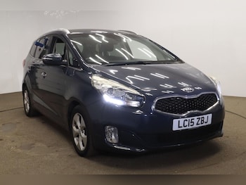 Used Kia Carens 2015 for sale - 75589595: Photo