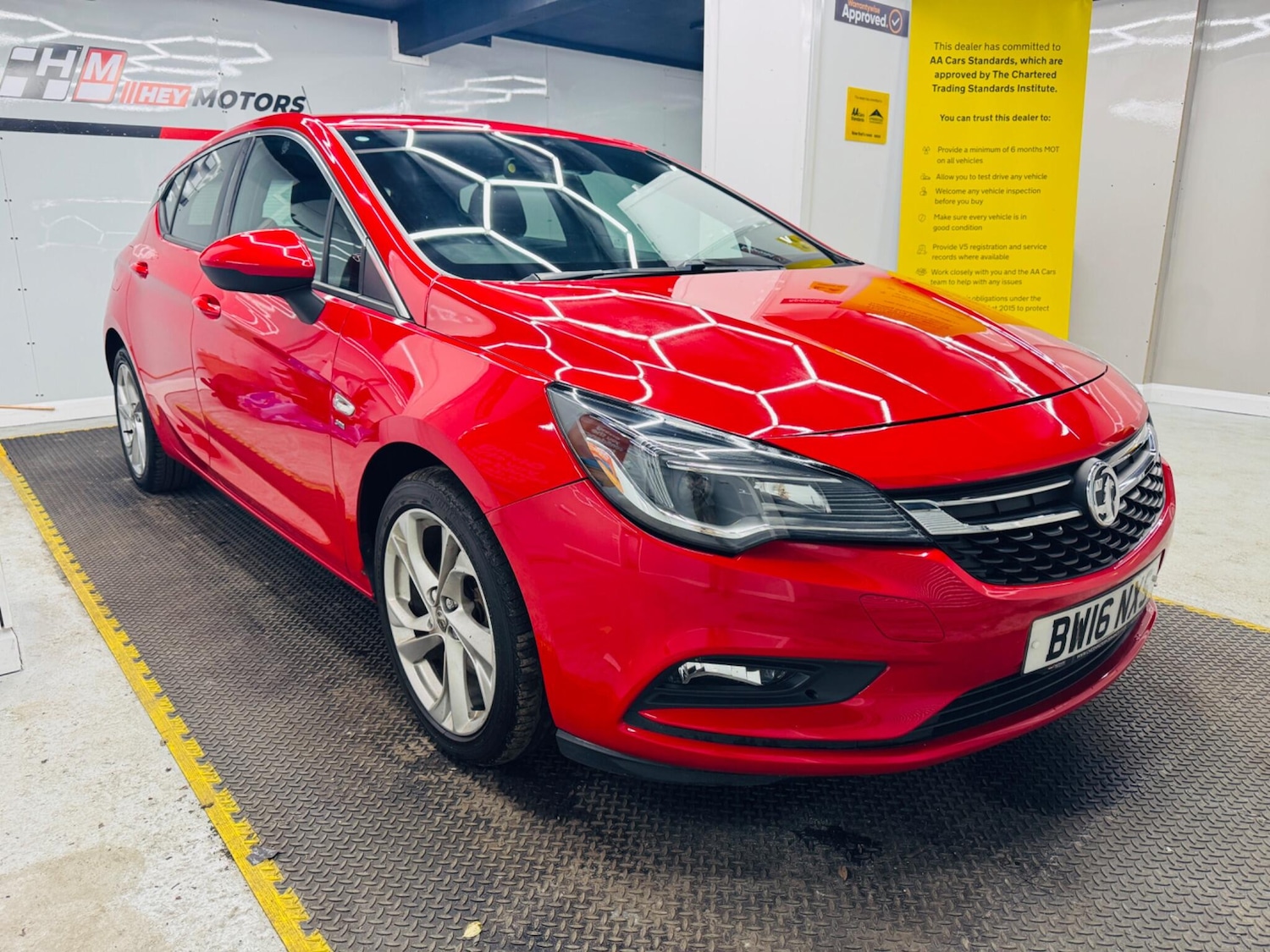 Used Vauxhall Astra 2016 for sale - 76361516: Photo 1