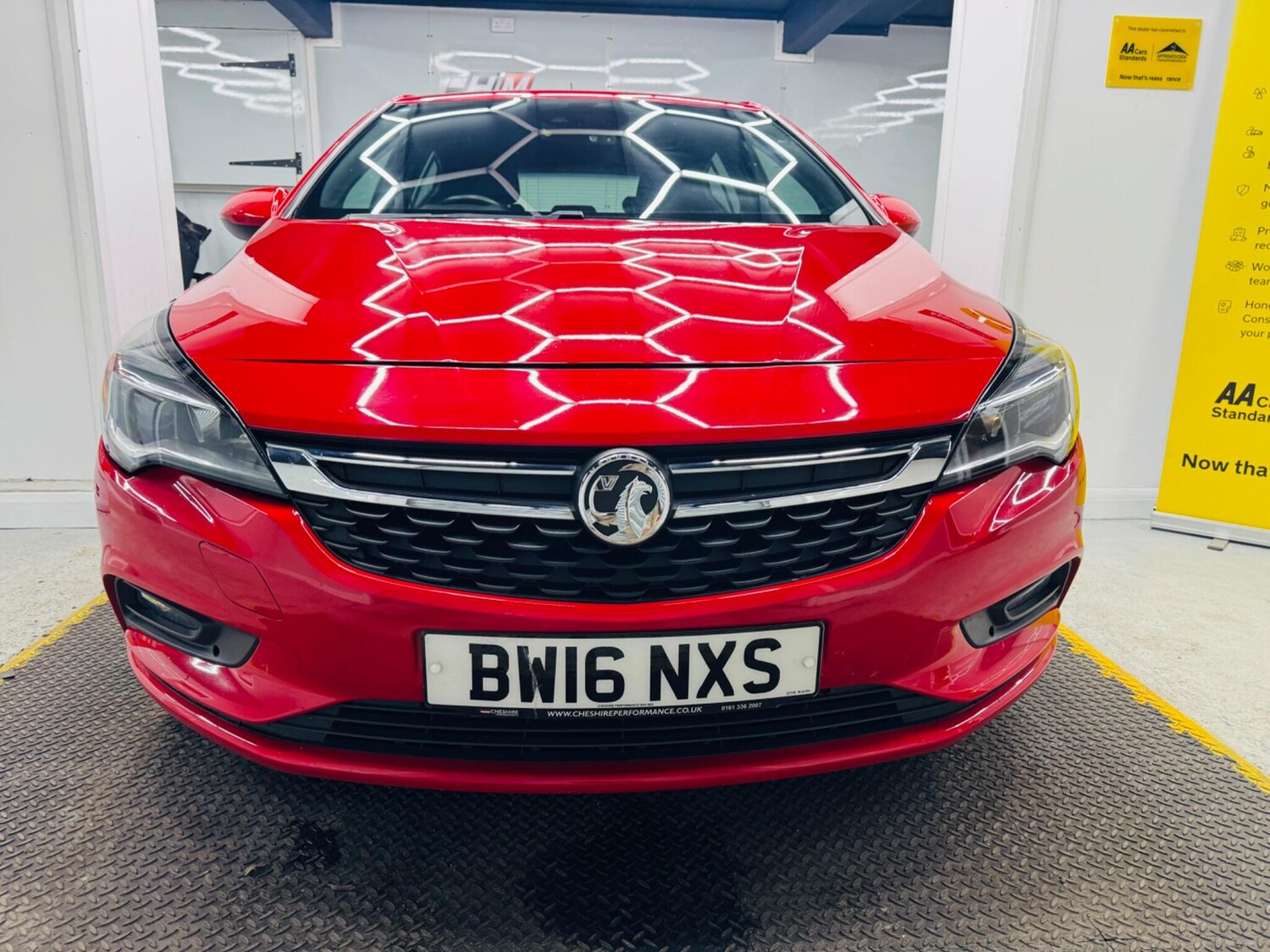 Used Vauxhall Astra 2016 for sale - 76361516: Photo 2