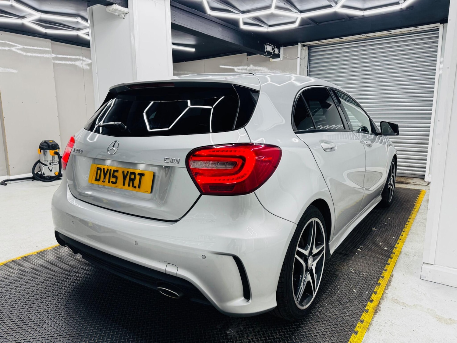 Used Mercedes-Benz A-Class 2015 for sale - 76306816: Photo 15