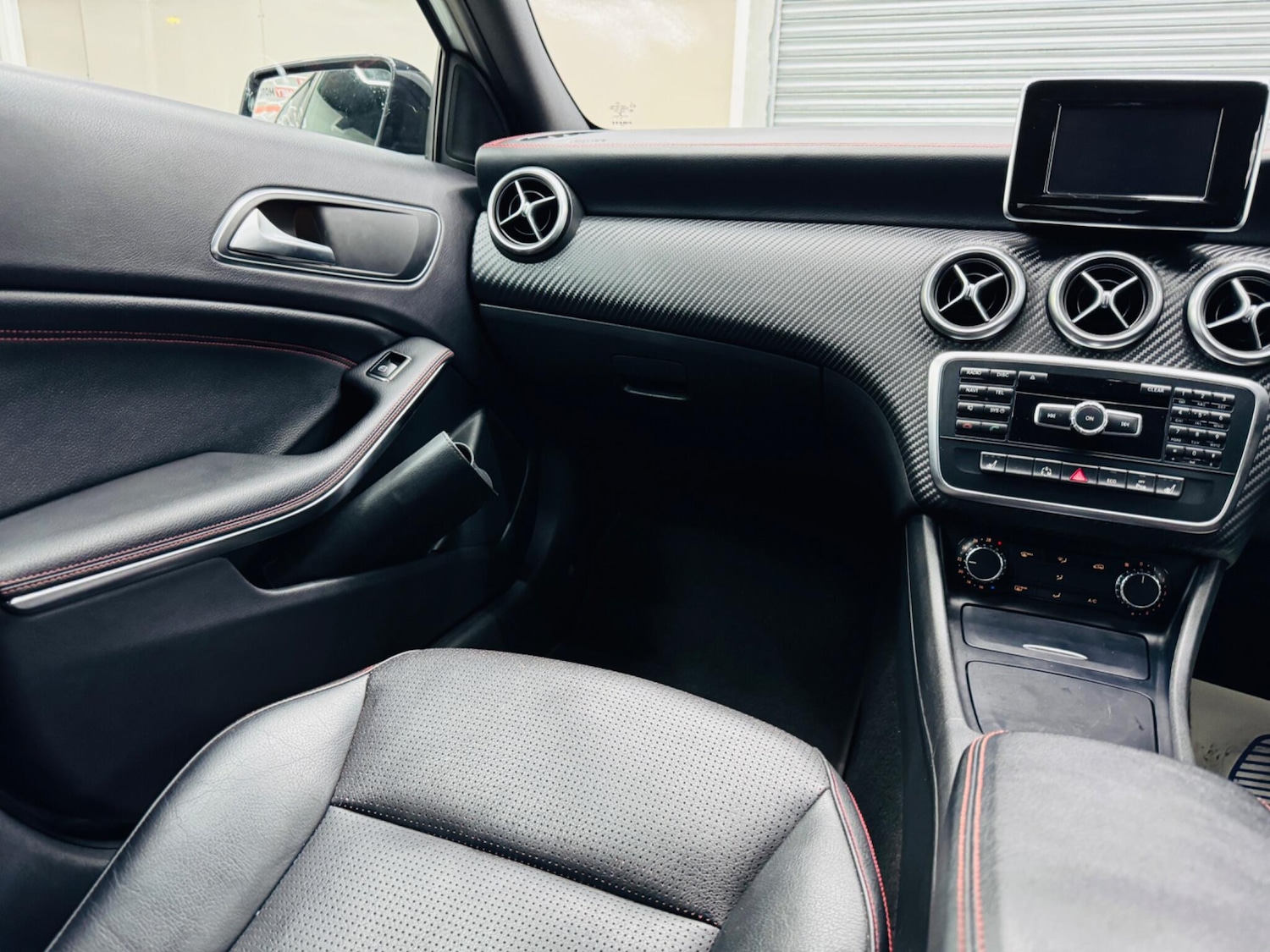 Used Mercedes-Benz A-Class 2015 for sale - 76306816: Photo 29