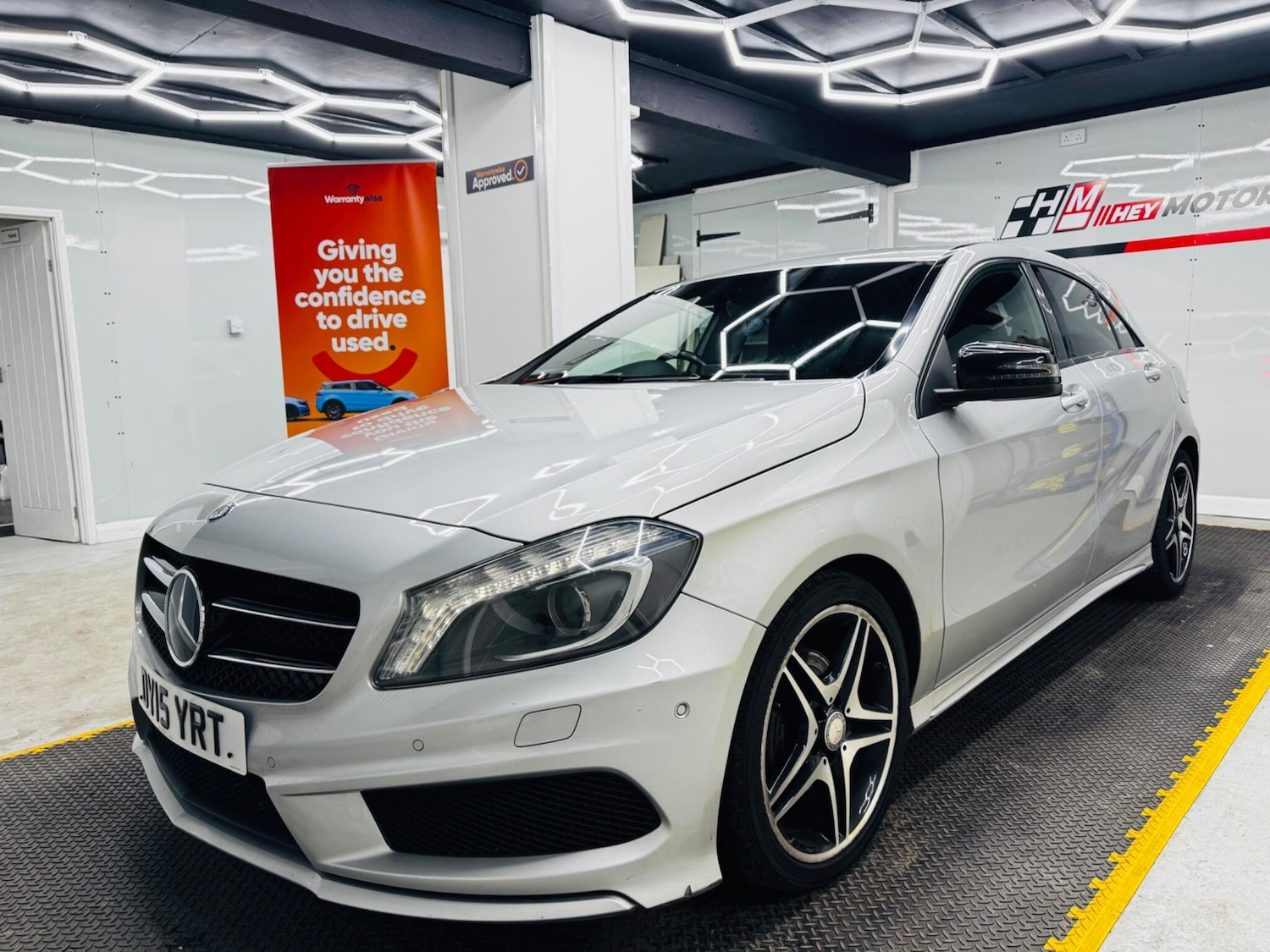 Used Mercedes-Benz A-Class 2015 for sale - 76306816: Photo 8