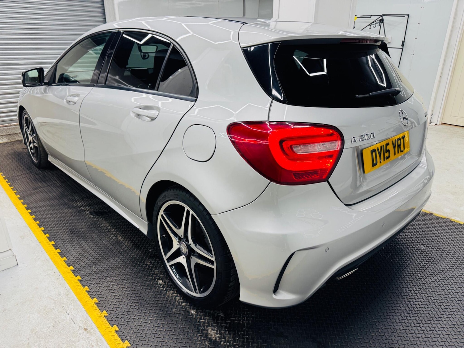 Used Mercedes-Benz A-Class 2015 for sale - 76306816: Photo 9