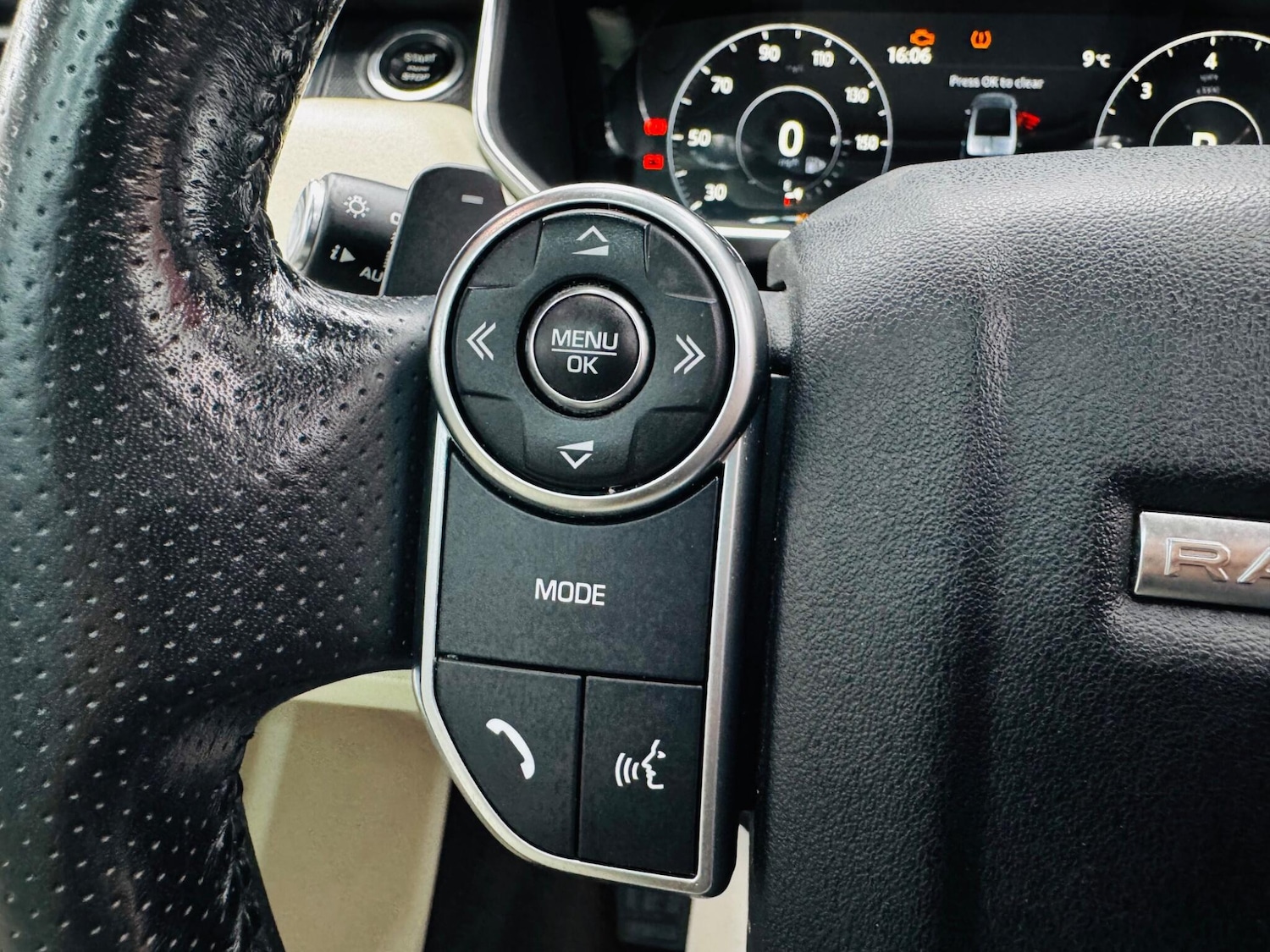 Used Land Rover Range Rover Sport 2017 for sale - 76336507: Photo 33