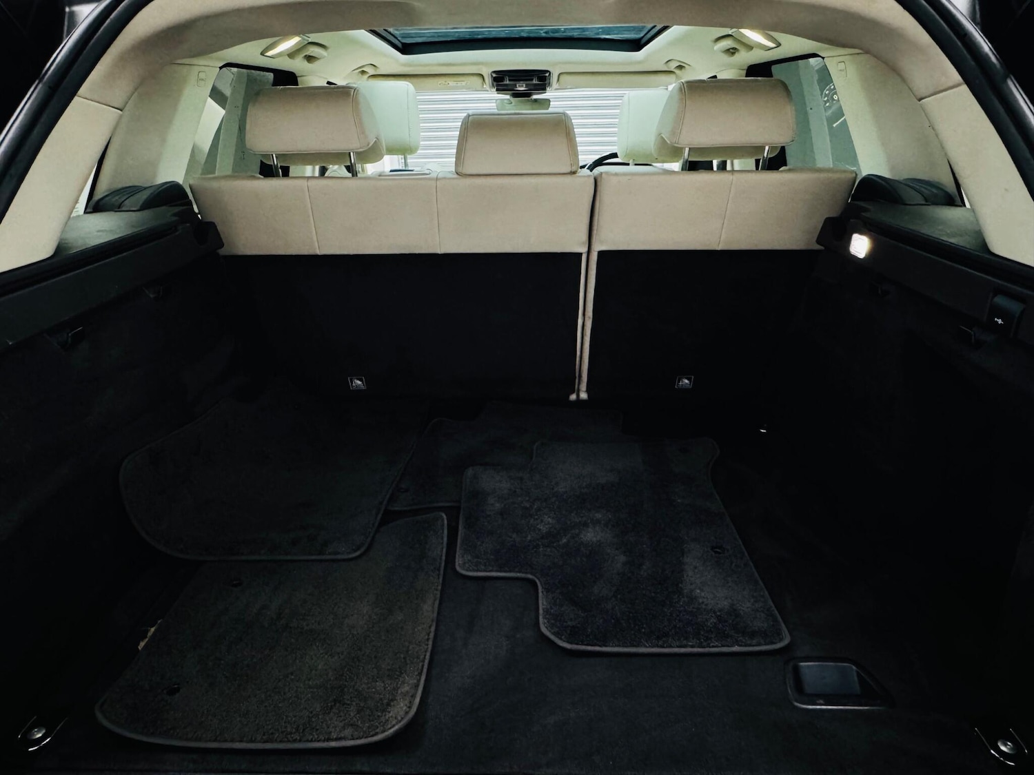 Used Land Rover Range Rover Sport 2017 for sale - 76336507: Photo 43