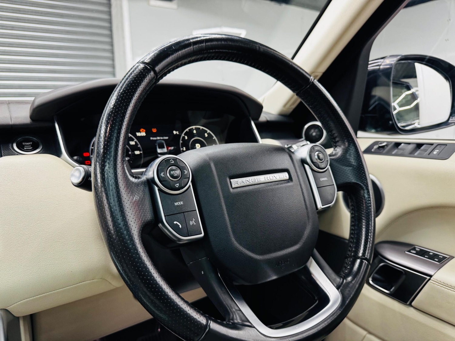 Used Land Rover Range Rover Sport 2017 for sale - 76336507: Photo 44