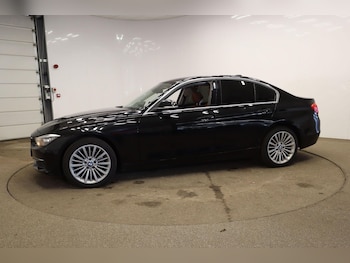 Used BMW 3 Series 2012 for sale - 76152301: Photo