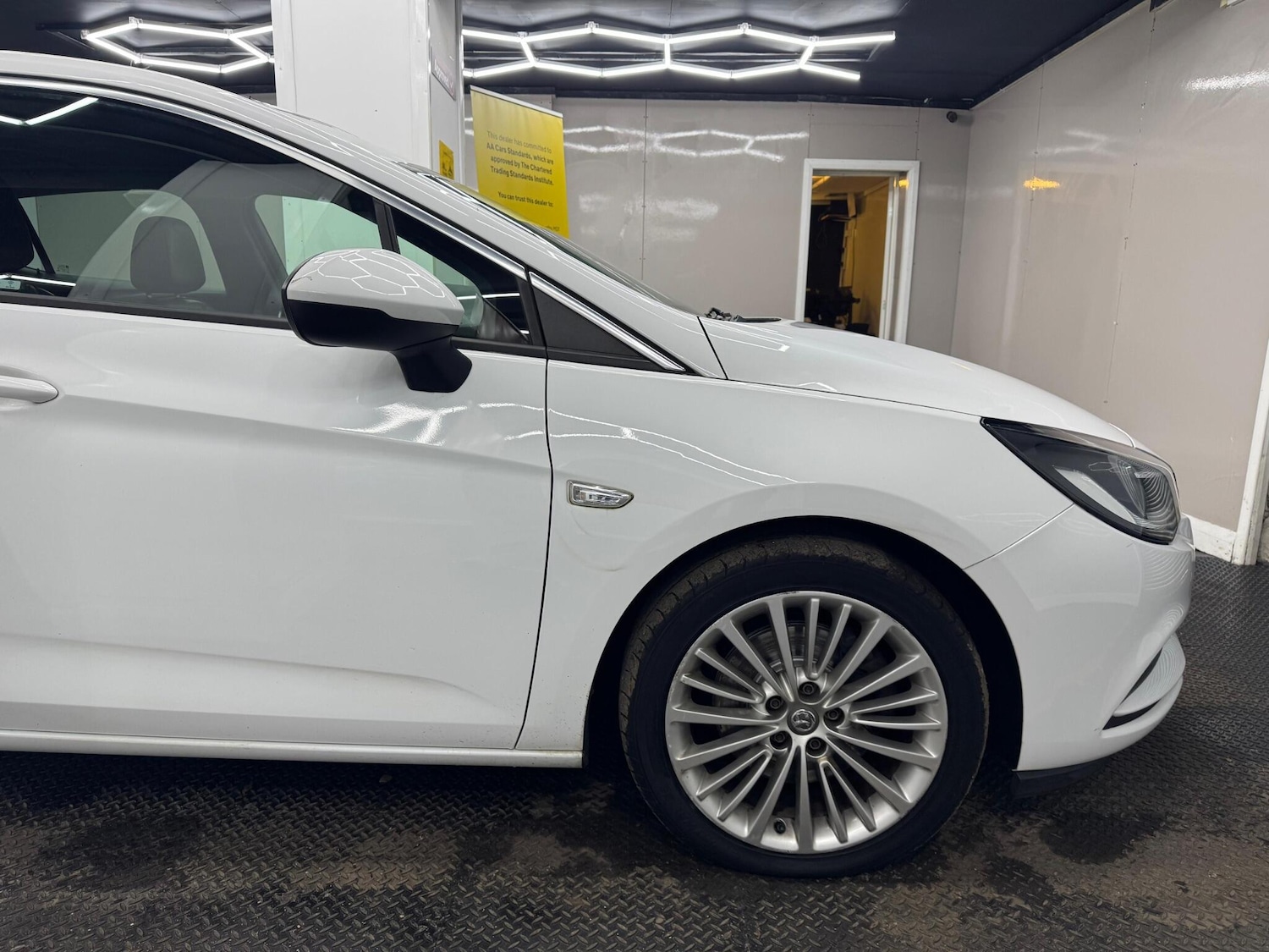 Used Vauxhall Astra 2015 for sale - 76423726: Photo 22