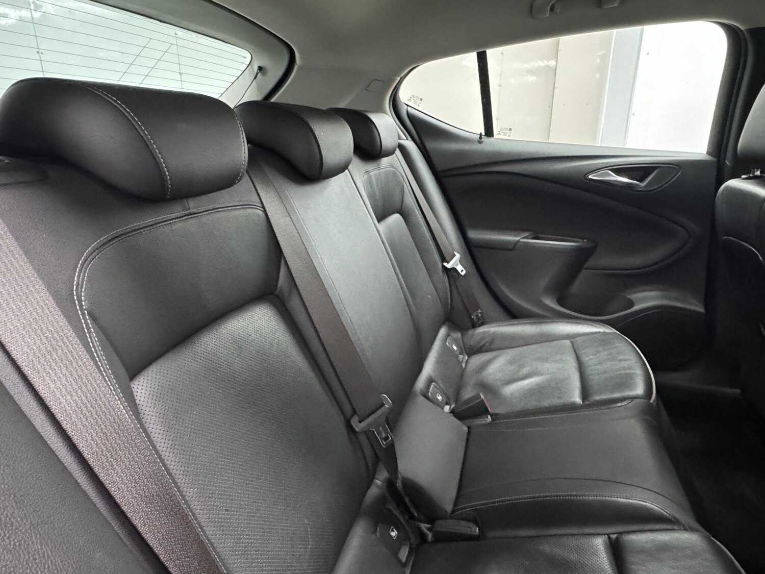 Used Vauxhall Astra 2015 for sale - 76423726: Photo 46