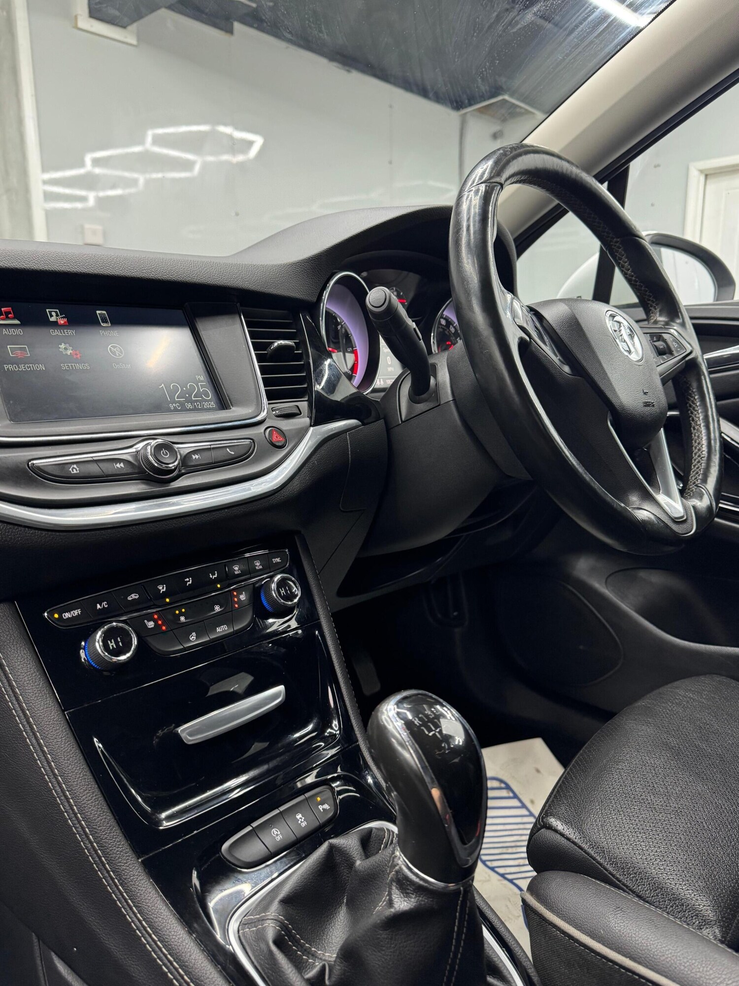 Used Vauxhall Astra 2015 for sale - 76423726: Photo 52