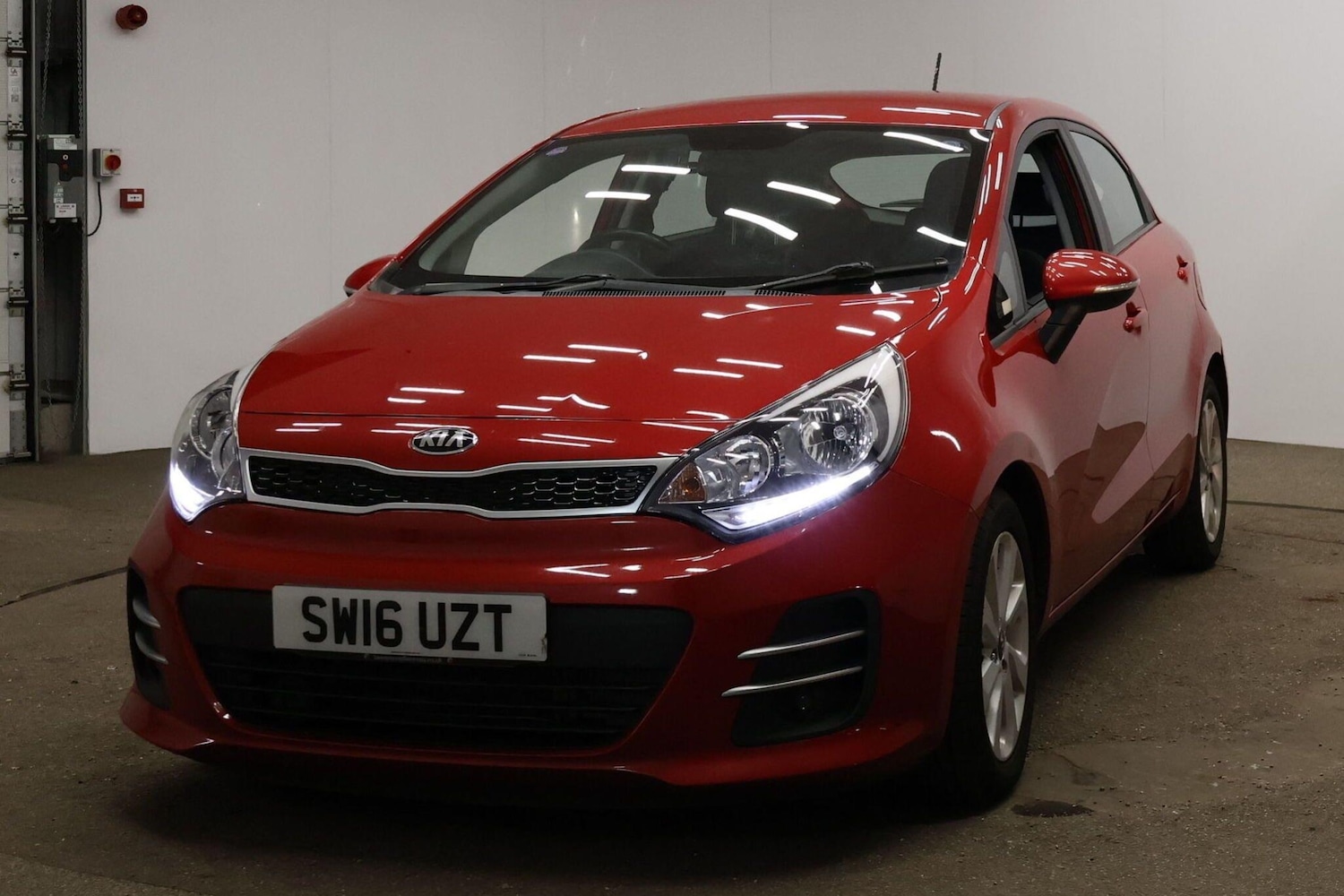 Used Kia Rio 2016 for sale - 76361140: Photo 2