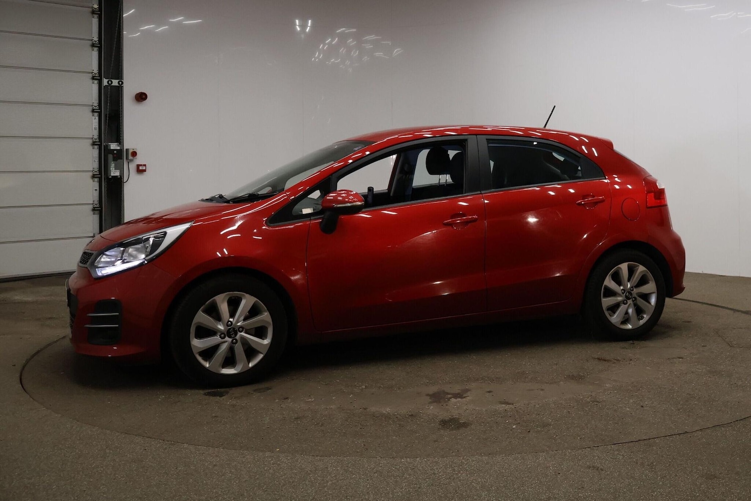 Used Kia Rio 2016 for sale - 76361140: Photo 4