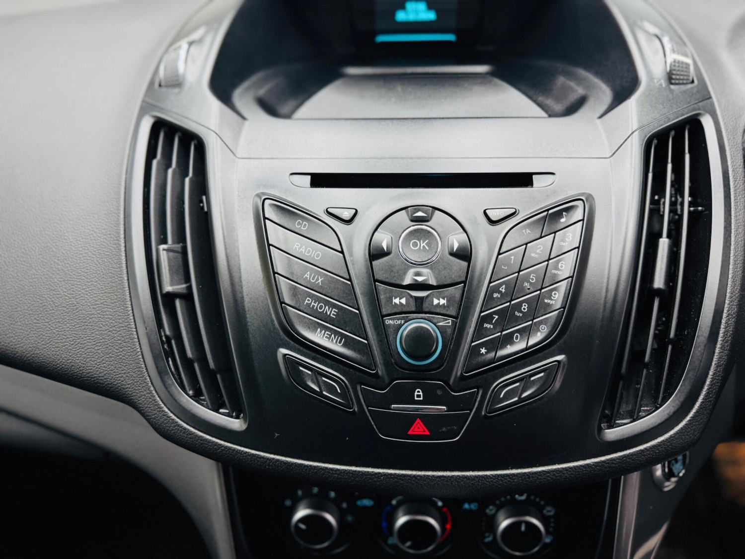 Used Ford Kuga 2014 for sale - 76512194: Photo 21