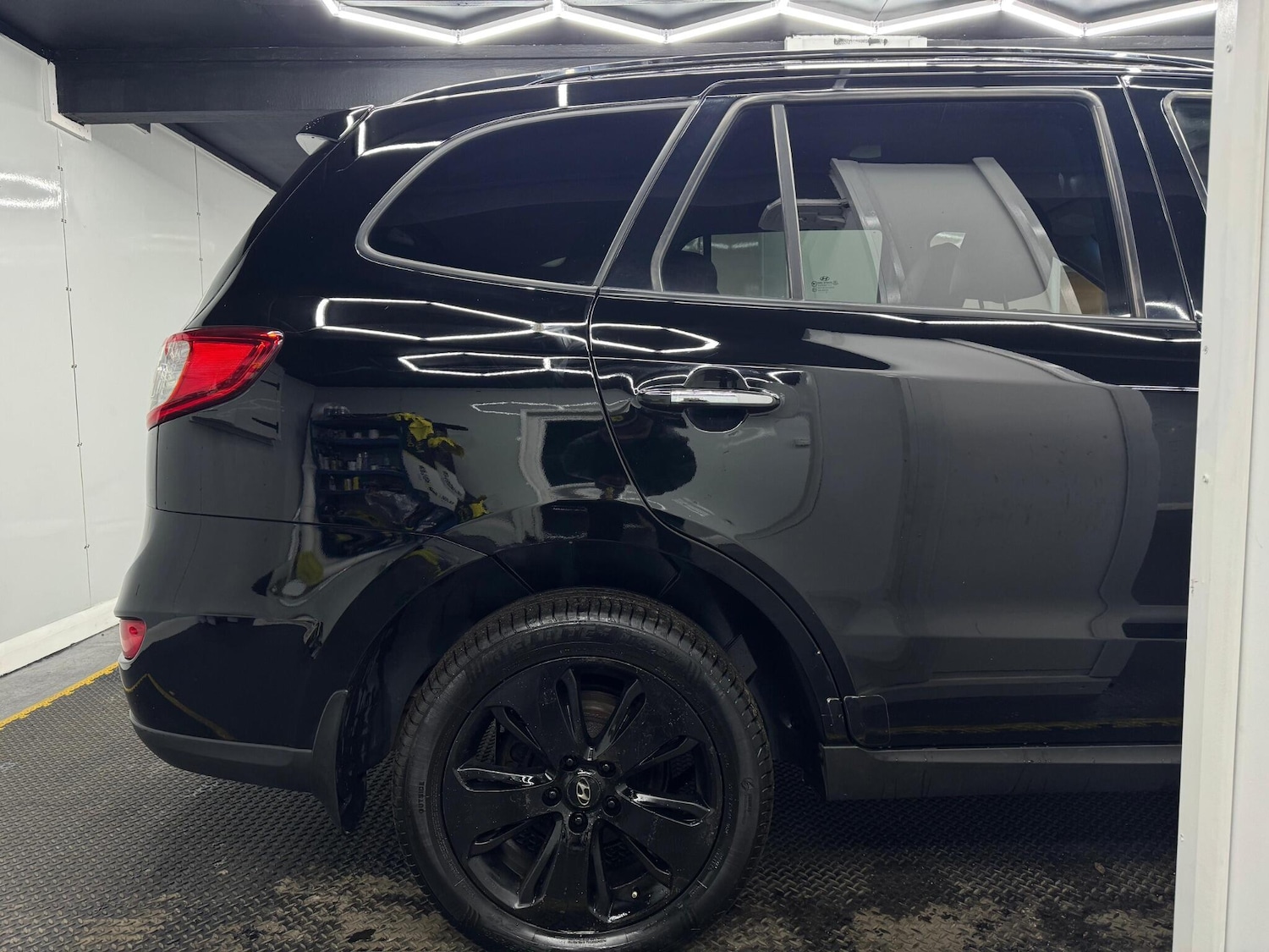 Used Hyundai Santa Fe 2012 for sale - 77120571: Photo 15