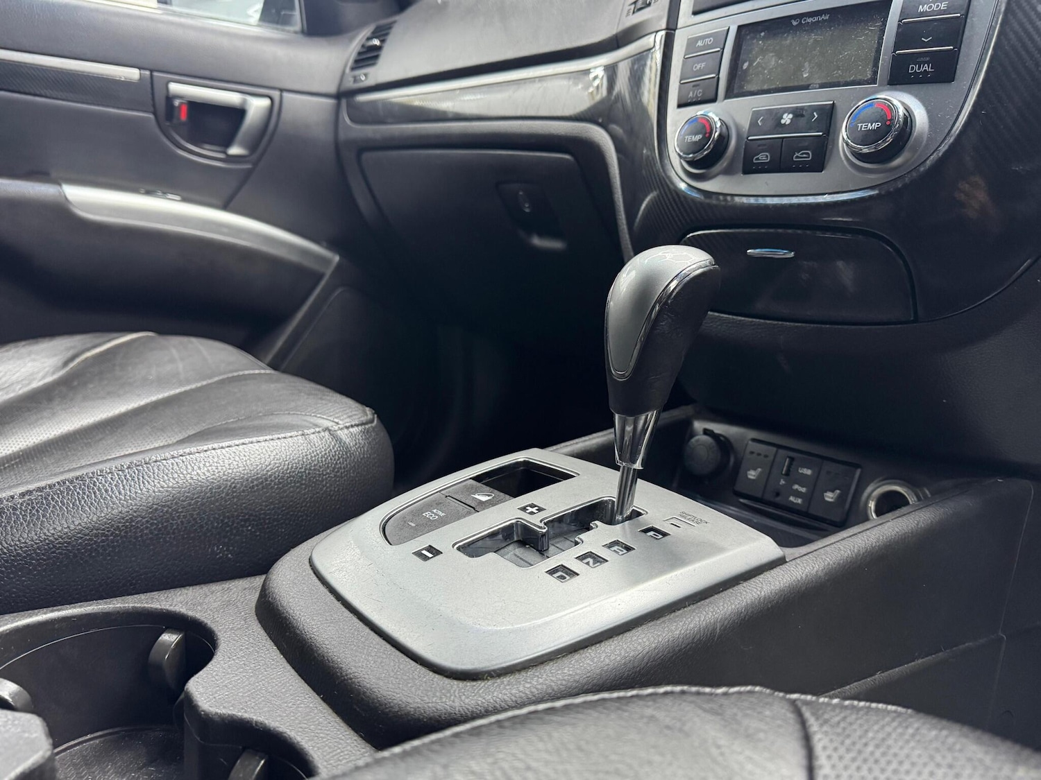 Used Hyundai Santa Fe 2012 for sale - 77120571: Photo 19