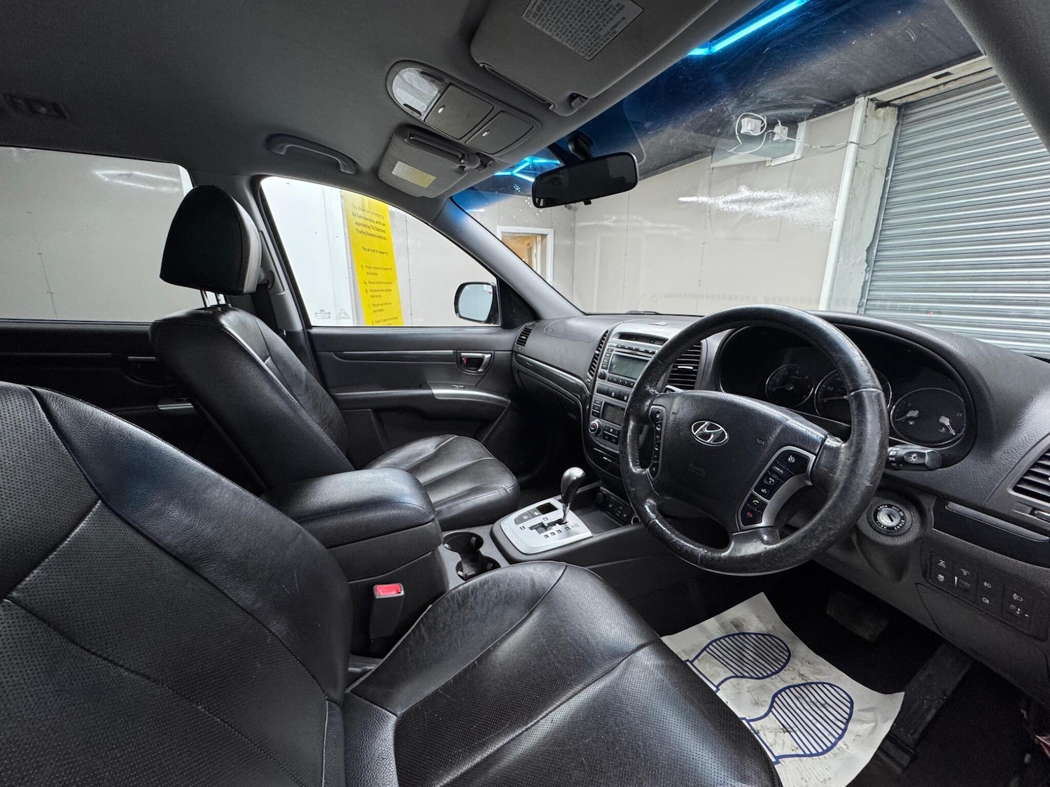 Used Hyundai Santa Fe 2012 for sale - 77120571: Photo 20