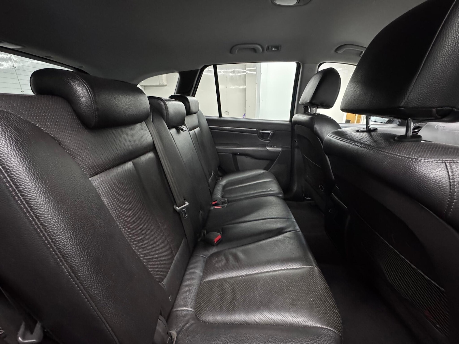 Used Hyundai Santa Fe 2012 for sale - 77120571: Photo 22