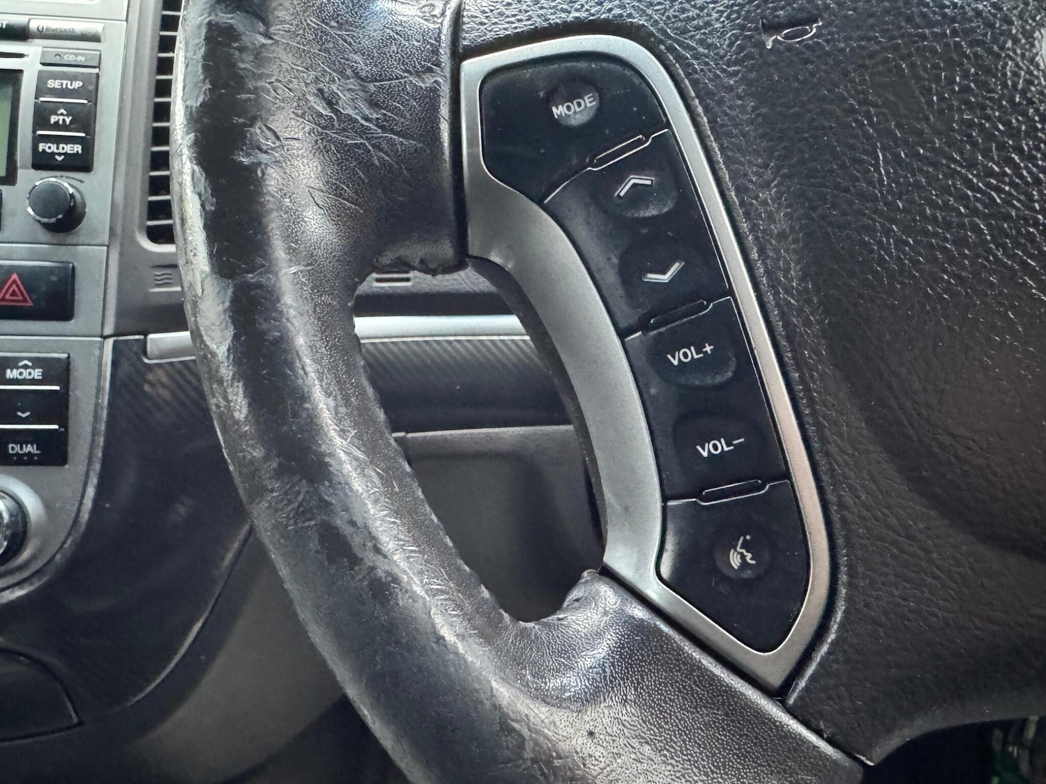 Used Hyundai Santa Fe 2012 for sale - 77120571: Photo 24