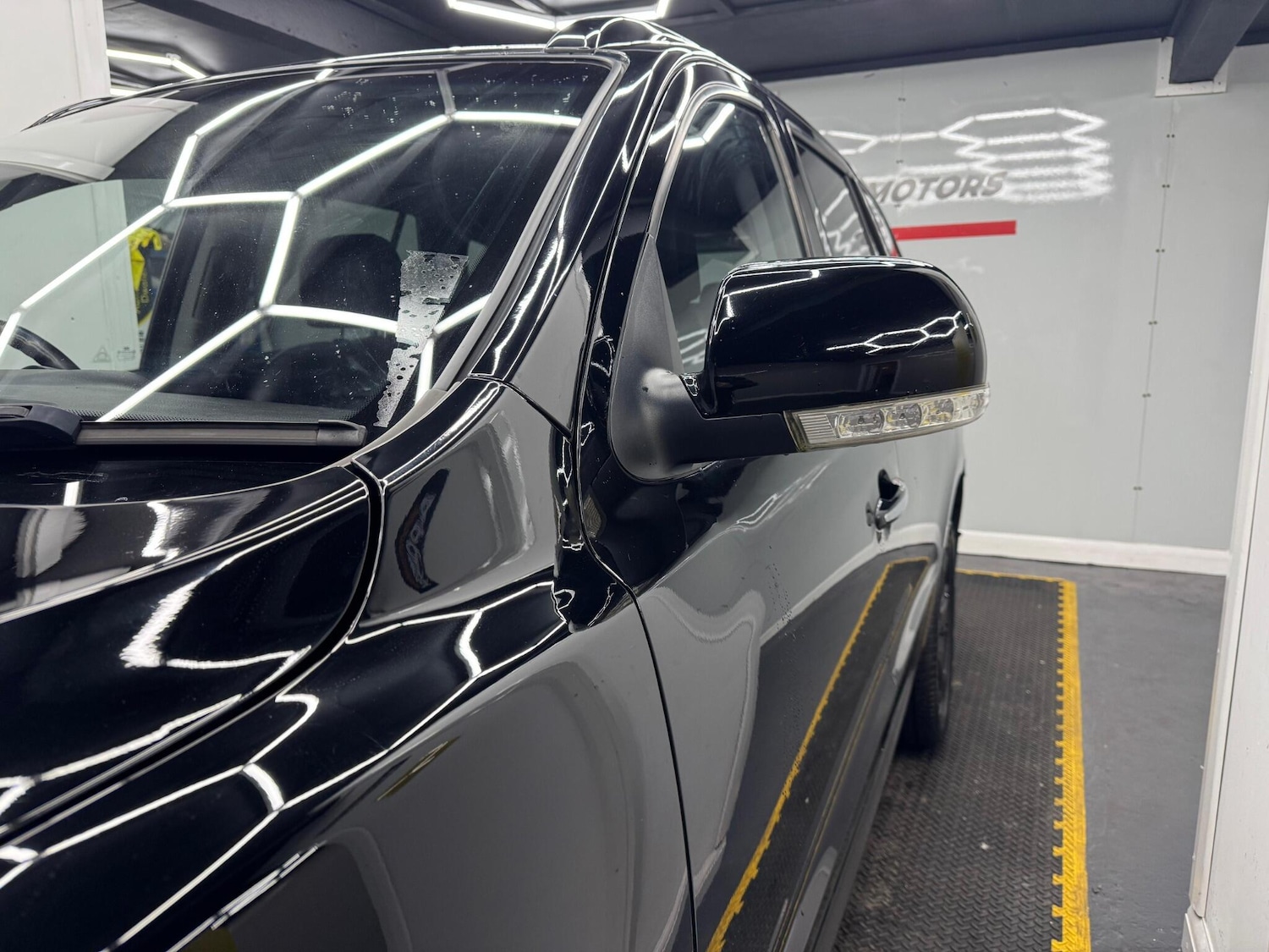 Used Hyundai Santa Fe 2012 for sale - 77120571: Photo 35