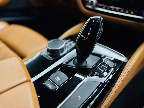 Used BMW 5 Series 2017 for sale - 76200385: Photo 16