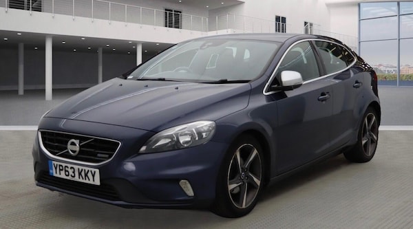 Used Volvo V40 2013 for sale - 76259606: Photo 2