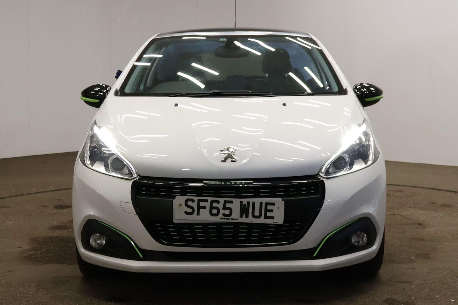 Used Peugeot 208 2015 for sale - 76485454: Photo 2