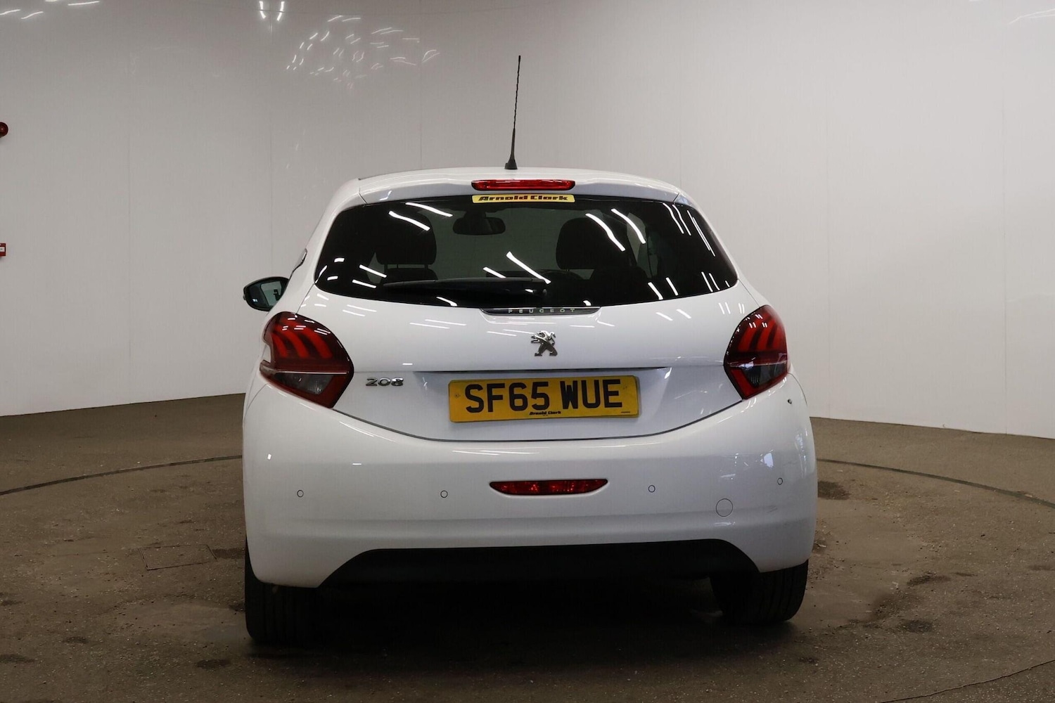 Used Peugeot 208 2015 for sale - 76485454: Photo 8