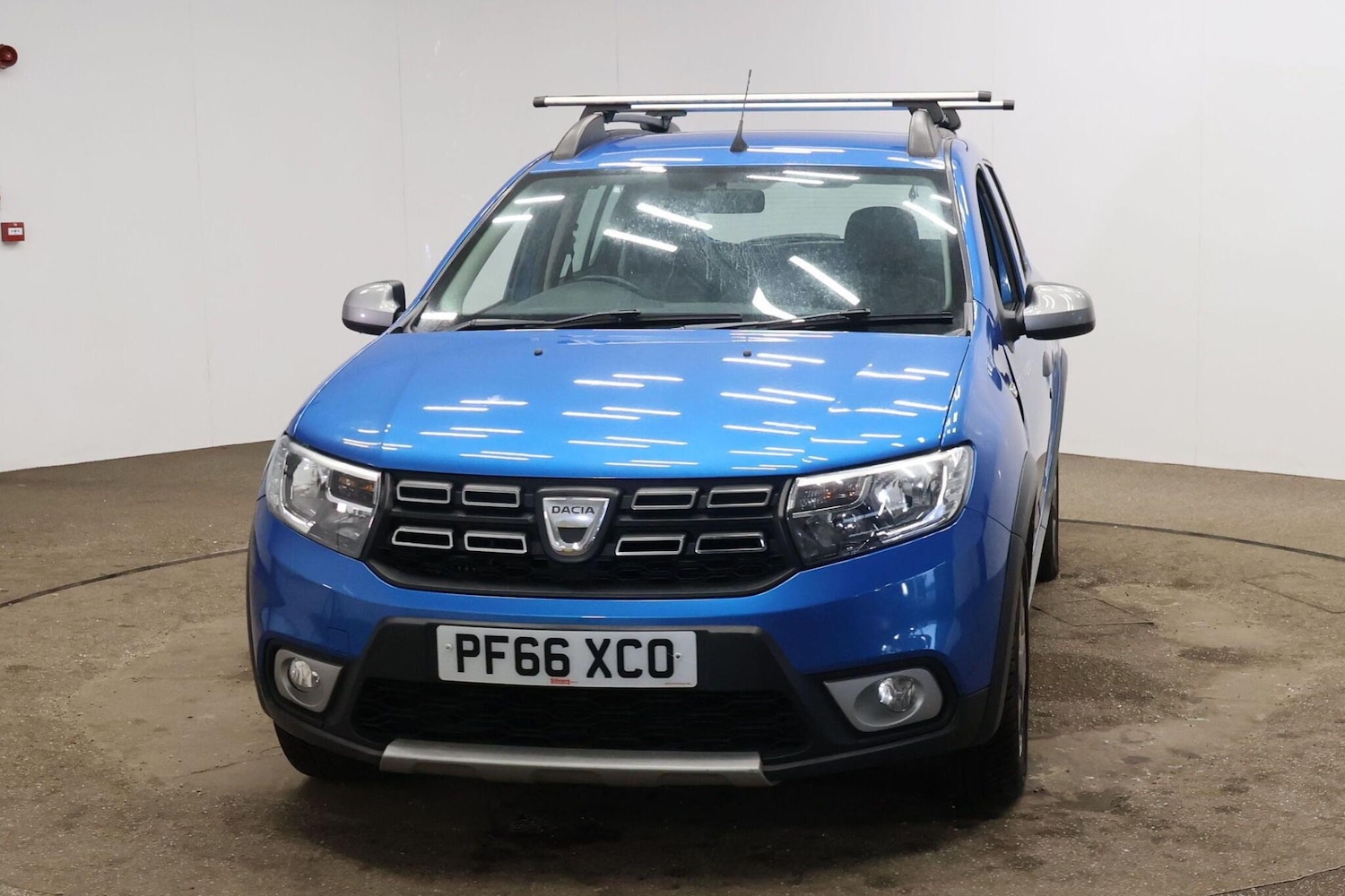 Used Dacia Sandero Stepway 2016 for sale - 77074747: Photo 2