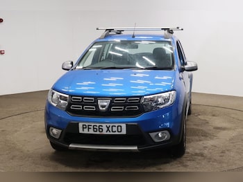 Used Dacia Sandero Stepway 2016 for sale - 77074747: Photo