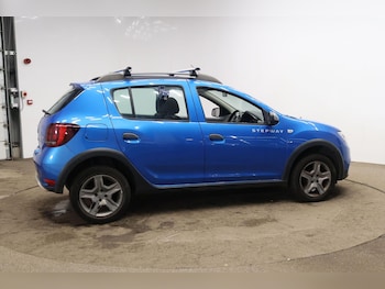 Used Dacia Sandero Stepway 2016 for sale - 77074747: Photo