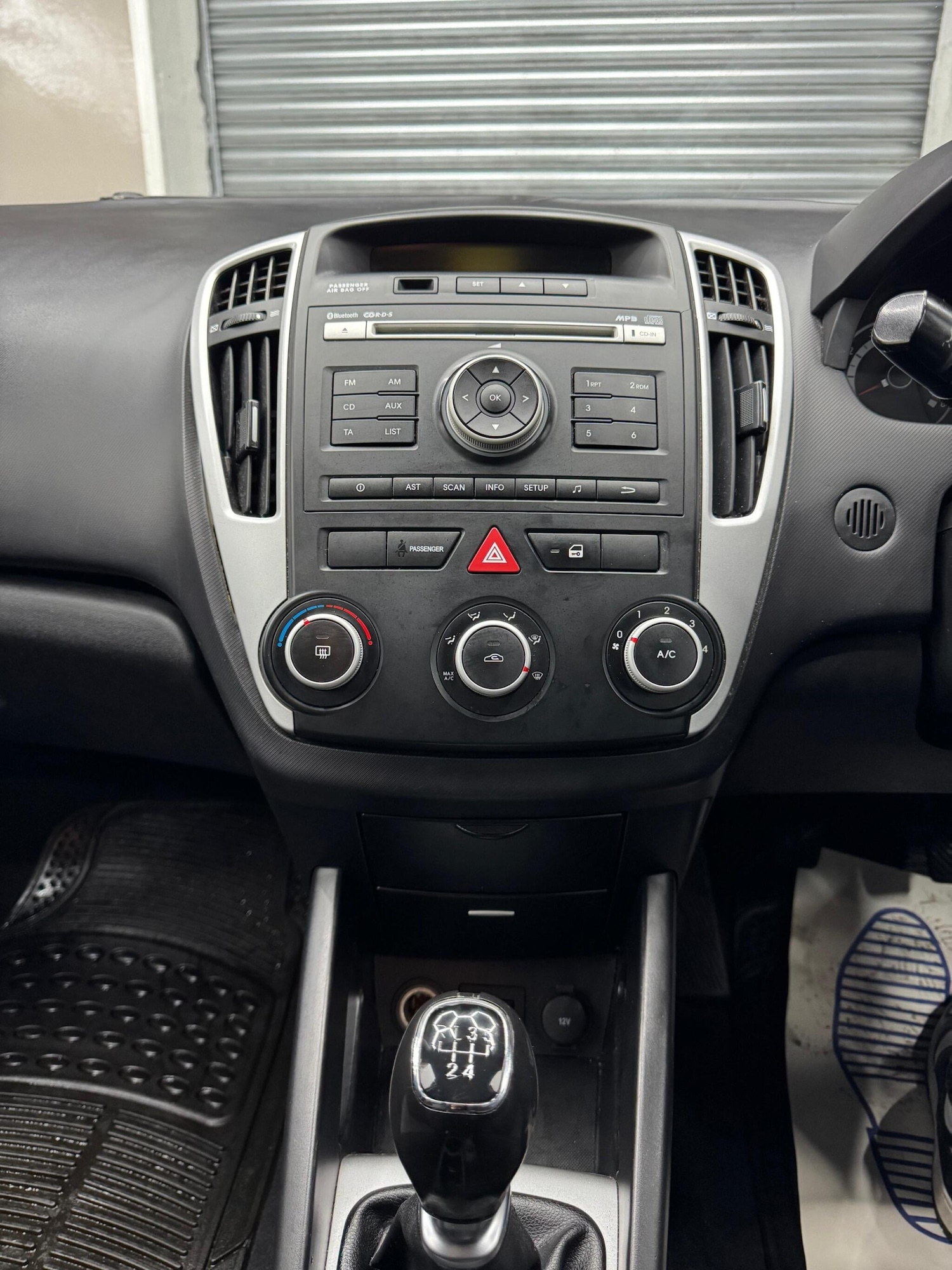 Used Kia Ceed 2011 for sale - 77120246: Photo 11