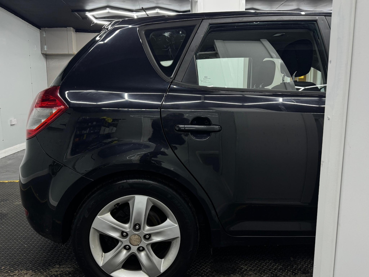 Used Kia Ceed 2011 for sale - 77120246: Photo 15