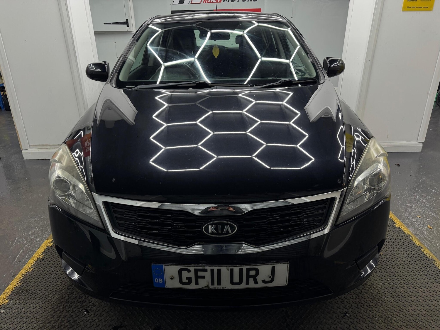 Used Kia Ceed 2011 for sale - 77120246: Photo 2