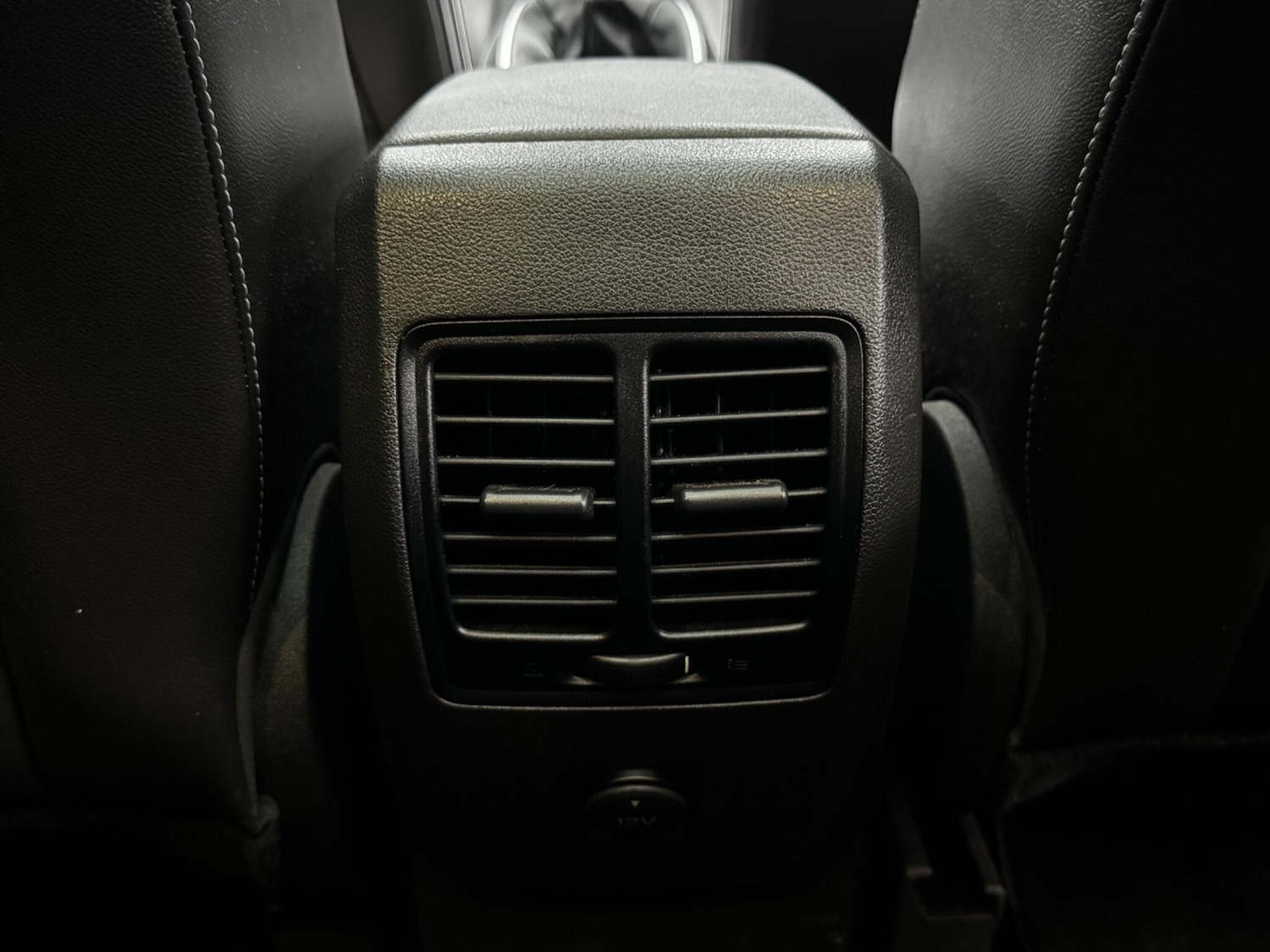 Used Ford Kuga 2013 for sale - 76314576: Photo 32