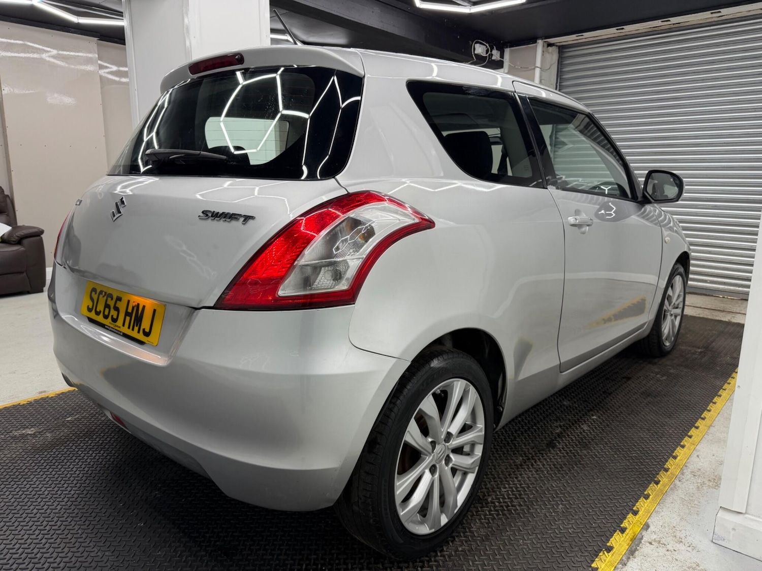 Used Suzuki Swift 2015 for sale - 76002430: Photo 14