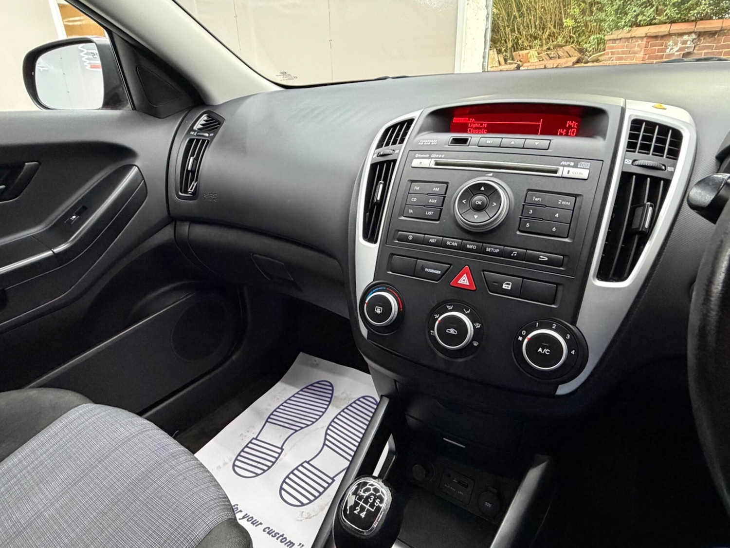 Used Suzuki Swift 2015 for sale - 76002430: Photo 15