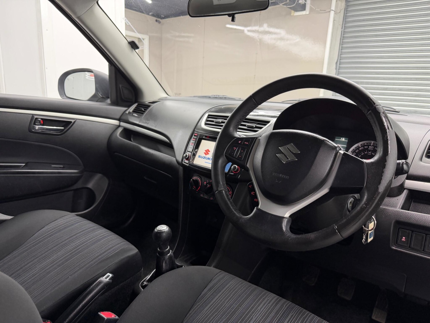 Used Suzuki Swift 2015 for sale - 76002430: Photo 18