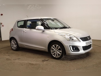 Used Suzuki Swift 2015 for sale - 76002430: Photo